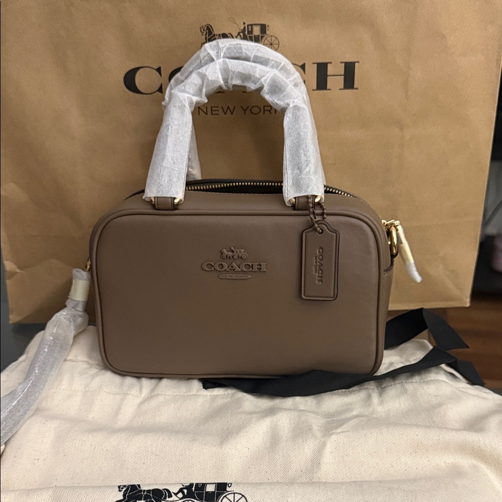 Coach Brown Leather women crossbody